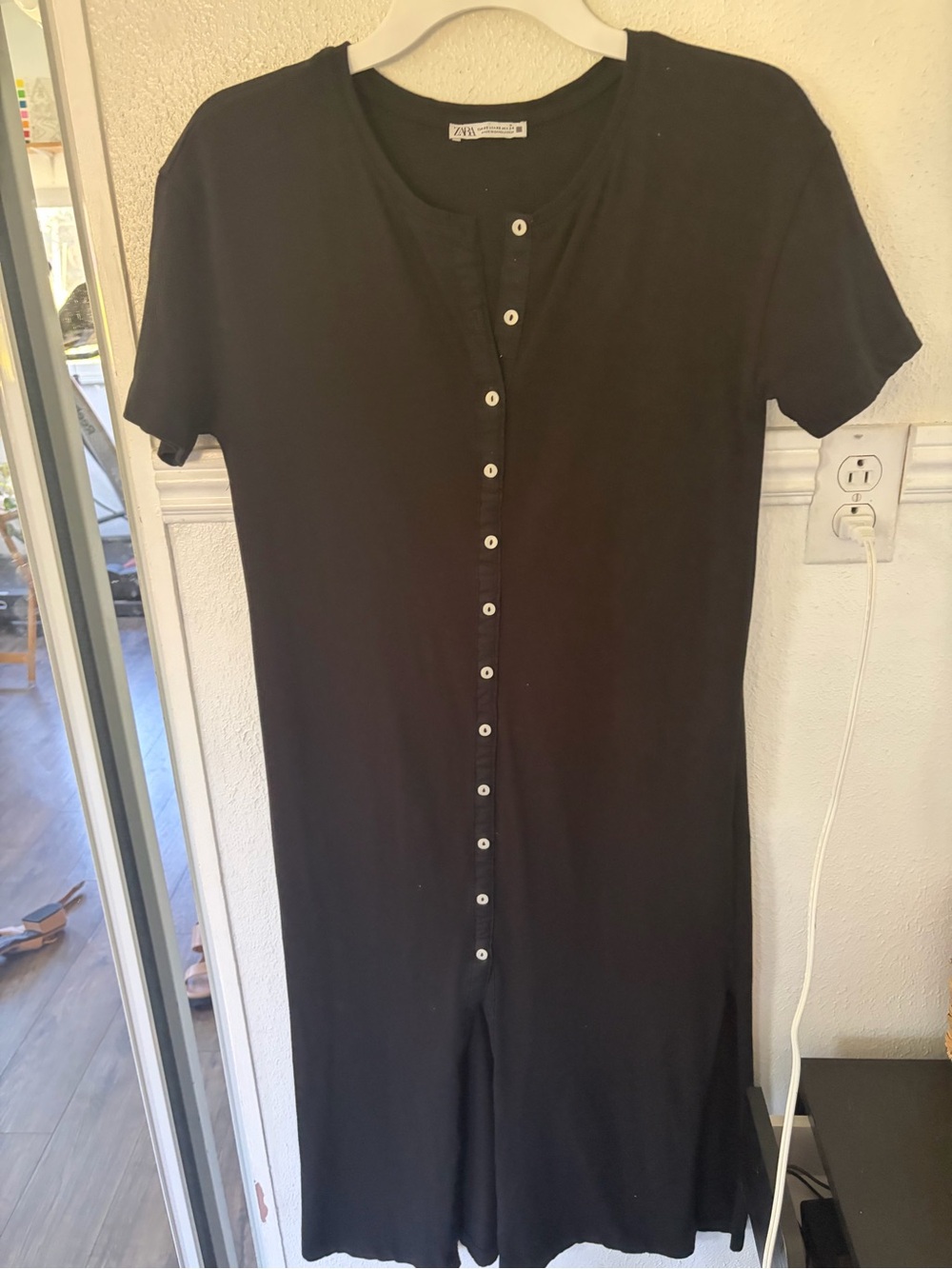 Zara Black Knit Top with Crew Neck